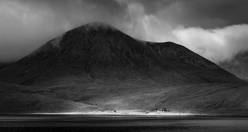 Meall Buidhe, Isle of Skye.jpg - Meall Buidhe, Isle of Skye